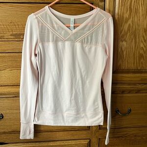 Lululemon long sleeve athletic top size 6